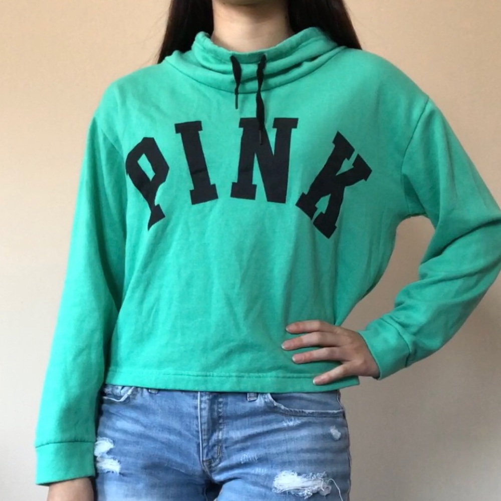 VS PINK green top